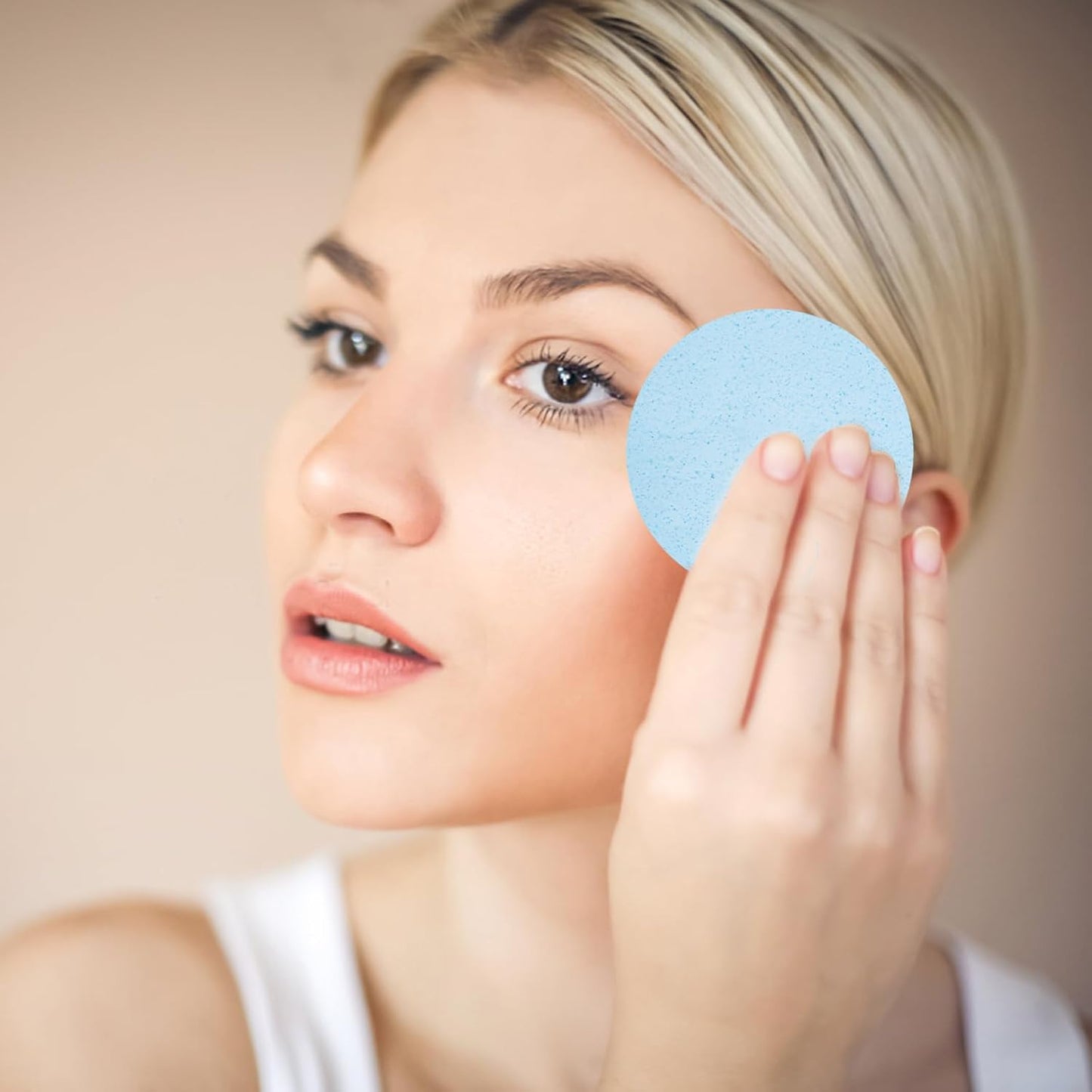 120 Count Compressed Facial Sponges, Face Cleansing Sponge for Estheticians Spa Wash Round Makeup Removal Sponge Pads for Women,Girls Compress Exfoliating Removal Sponge (White & Blue)