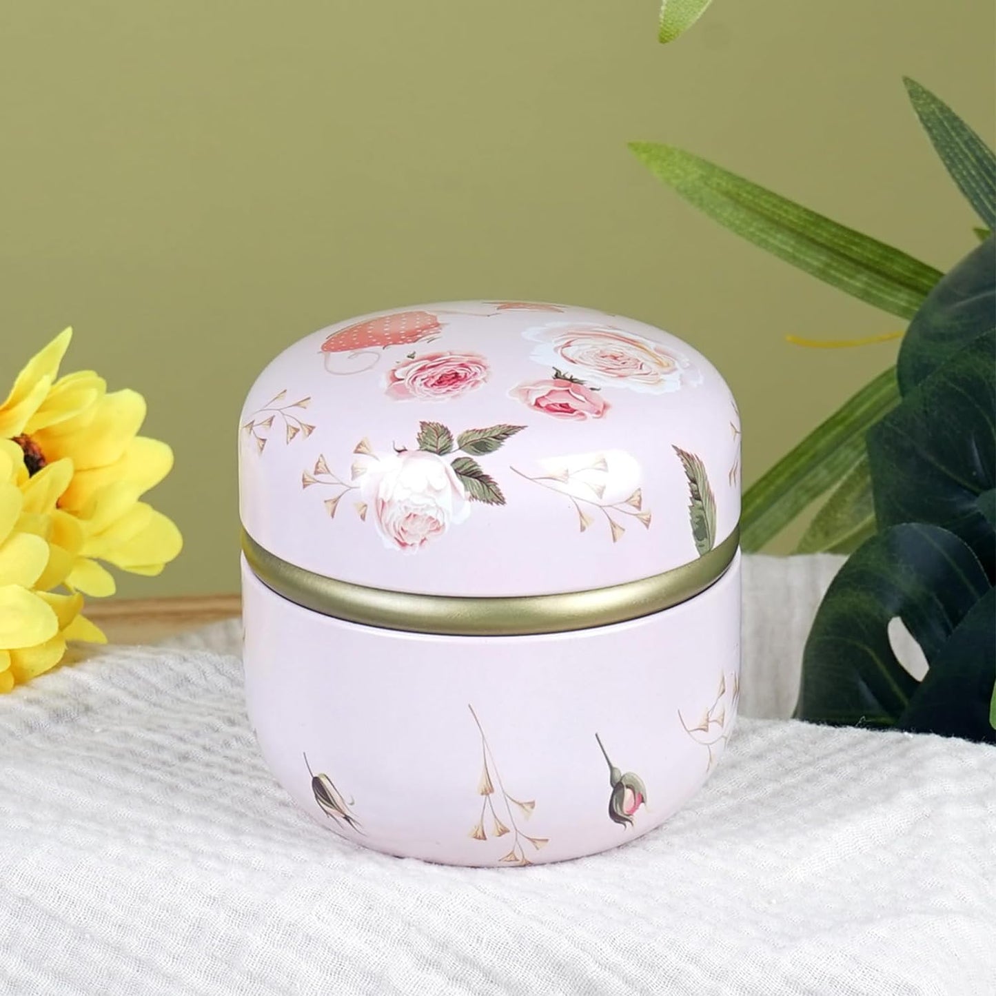 SHIMIDO Body Powder Puff and Container, 3.15" Portable Empty Body Powder Container for Baby Women's Loose Dusting Powder, Powder Case Box with Lids for Bath, Travel and Home Use (Old time)