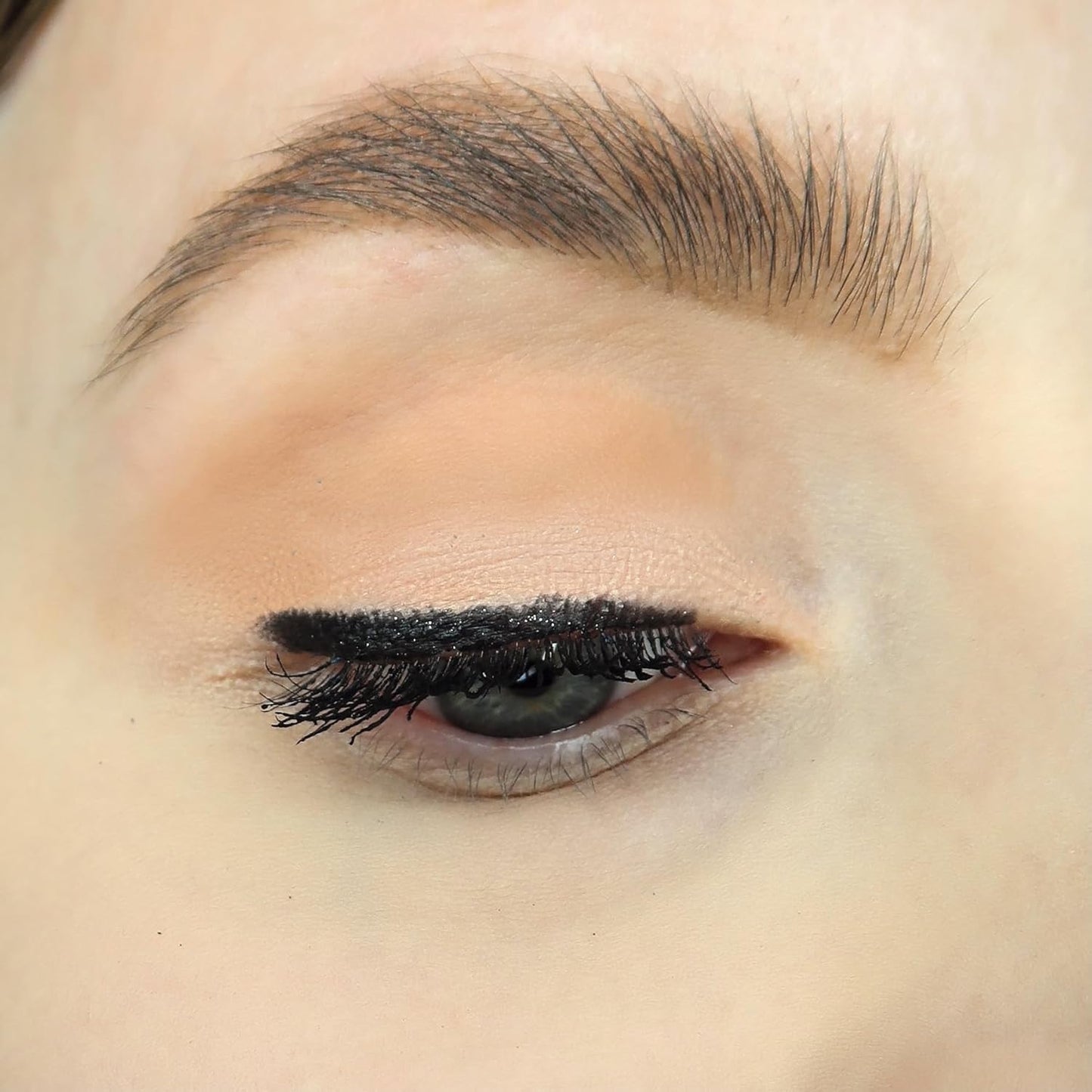 Hypoallergenic Waterproof Eyeliner - Fragrance Free Metallic Eye liner - Vegan and Cruelty Free Eye Pencil - Eyeliner Pencil for Sensitive Eyes (Black)